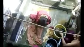 রুক্ষ ব্রিটিস্ হাতের ...
