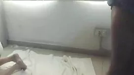 স্বর্ণকেশী, বড় সুন্ ...