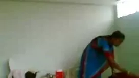 বড় সুন্দরী মহিলা বা ...