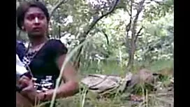 Bianca fills তার ass ...