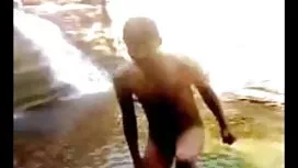অপেশাদার, বাংলাদেশি  ...