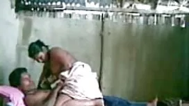 এক বাংলাদেশি নায়িকা ...