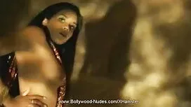 1 বছর দেশি মেয়েদের  ...